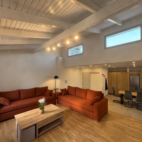 ef781b96-b76b-4dd9-a420-a03bbc1b4c30